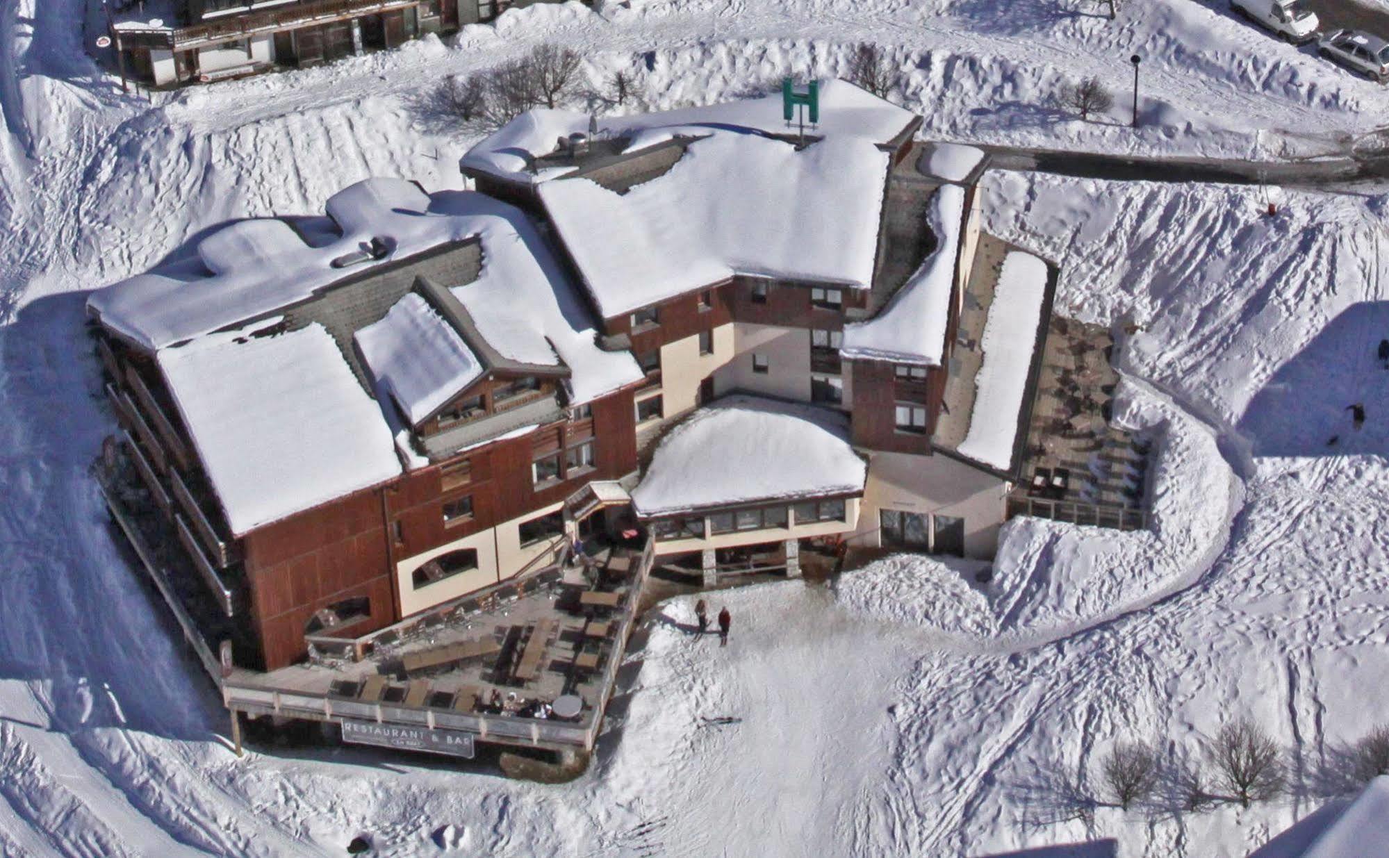 Hotel Emeraude Peisey-Nancroix Exterior photo